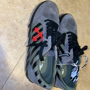 Off-White low Vulcanized canvas sneakers